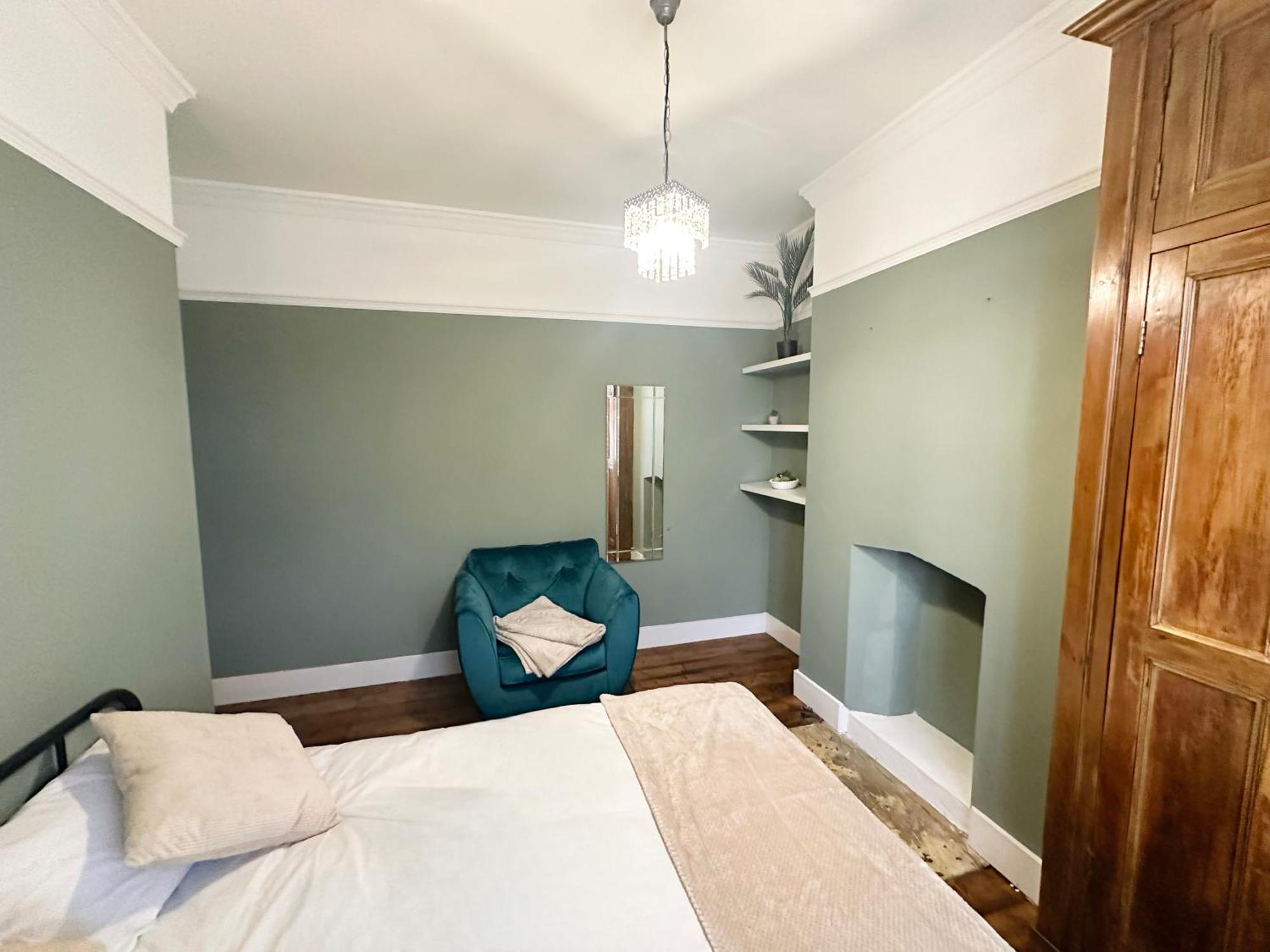 Mulberry Wimbledon Area Apartment, By Edens Apartamento Raynes Park